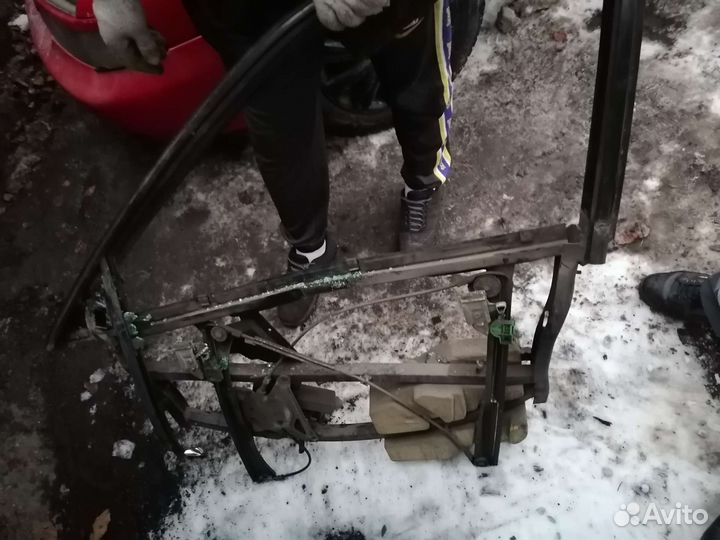 Дверь передняя левая Ауди А4 Б5