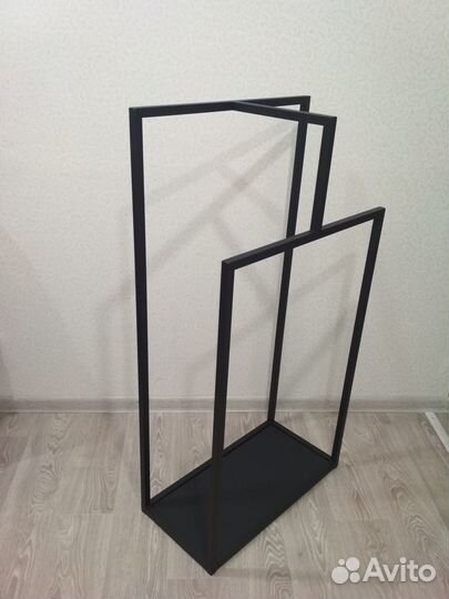 Вешалка напольная в стиле лофт