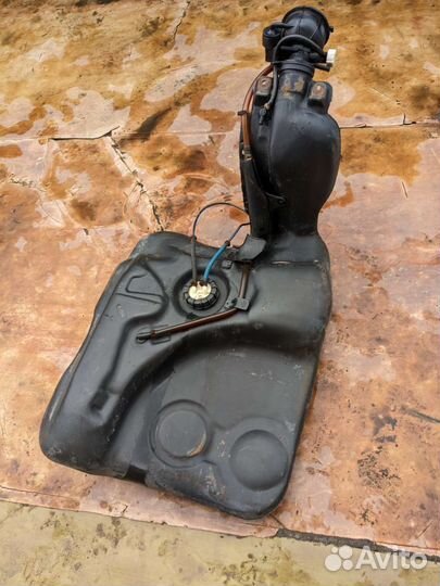 Топливный бак vw jetta 2