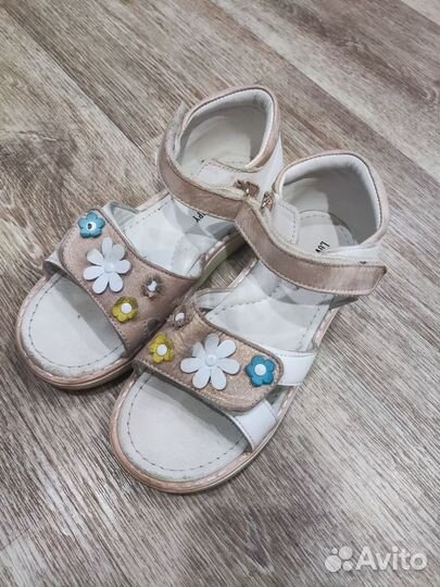Обувь летняя для девочки