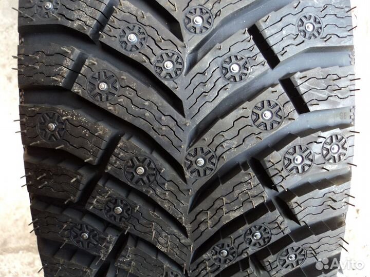 Michelin X-Ice North 4 SUV 235/55 R19 105T