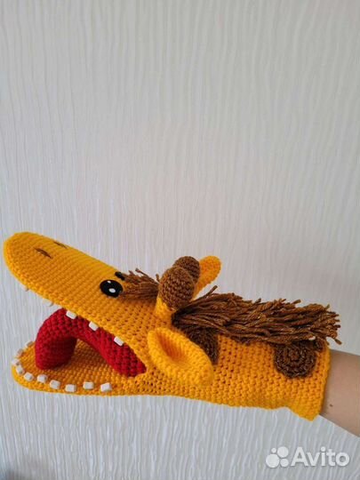 Вязанная логопедическая игрушка Жираф