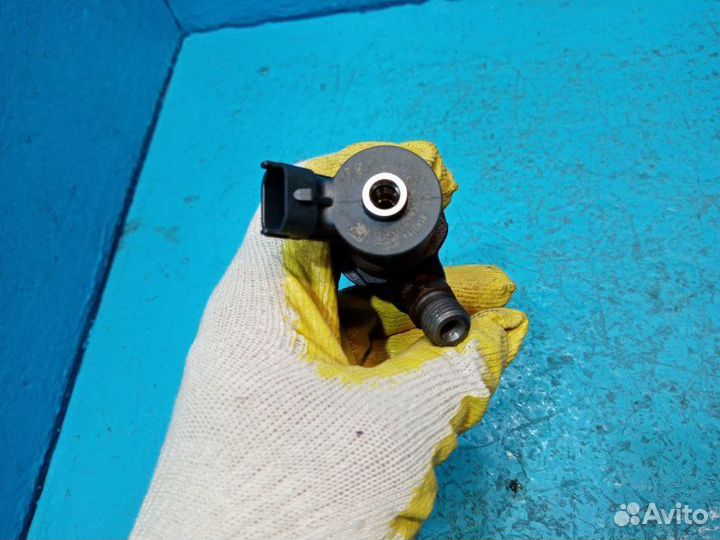 Форсунка дизельная Land Rover Discovery Sport L550