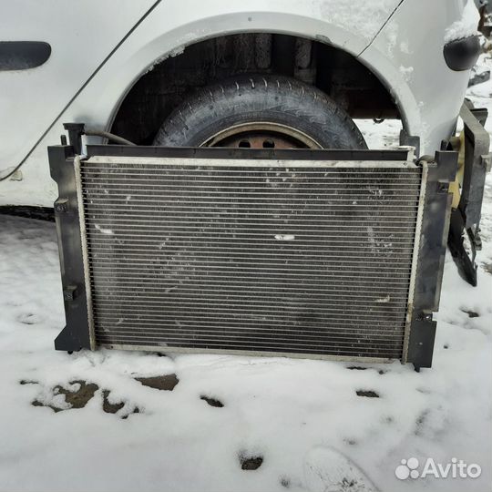 Радиатор с вентилятором