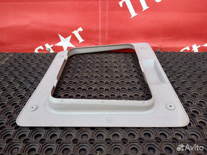 Рамка люка Volvo FH, Volvo FM