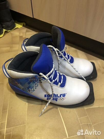 Лыжные ботинки 36-37 размер