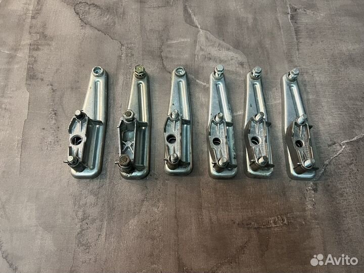 Крепеж подлокотника w124