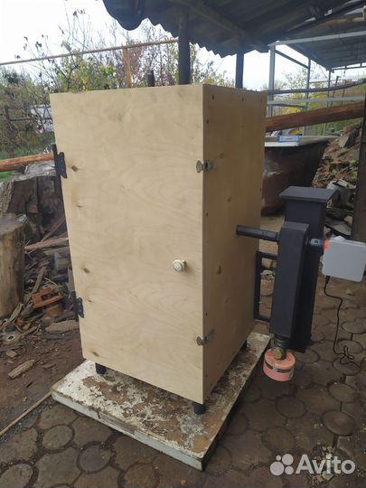 Дымогенератор холодного копчения+шкаф