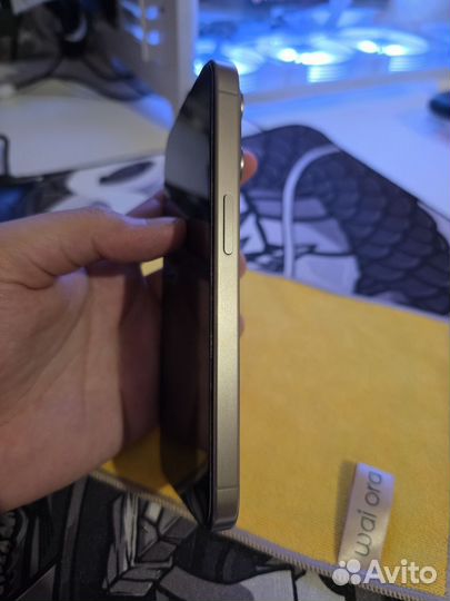 iPhone 15 Pro, 256 ГБ