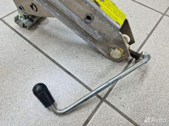 Домкрат VW Golf 4, Bora, Passat B5+/Audi A6 C5, A4