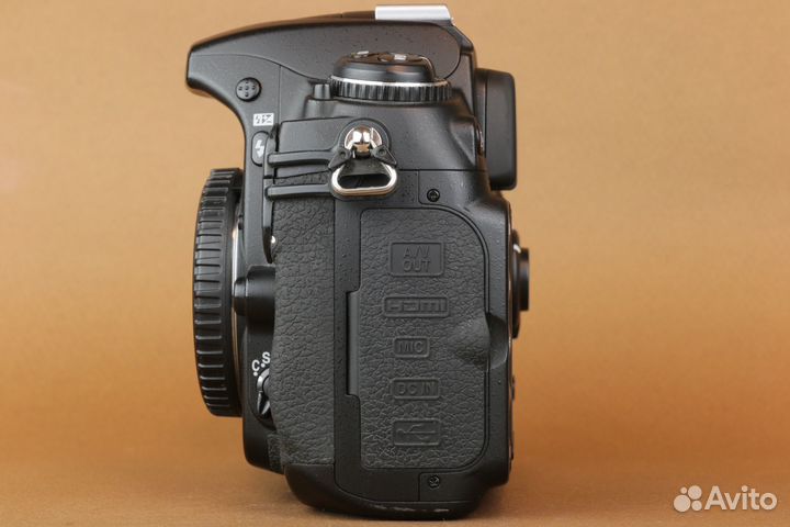 Nikon D300s (id 33635)