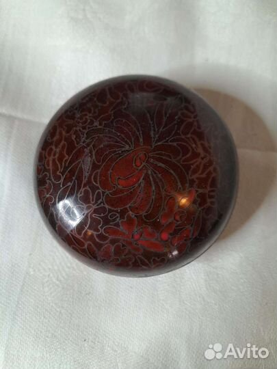 Фигурки и шкатулки клуазон