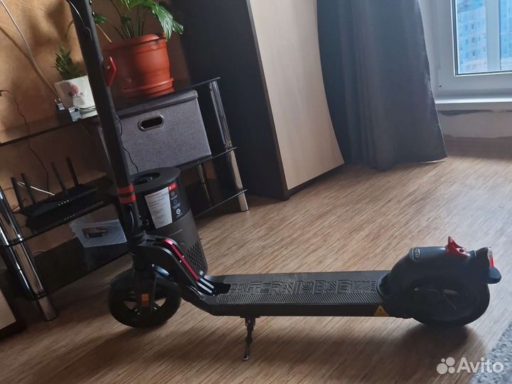 Электросамокат бу,Tribe