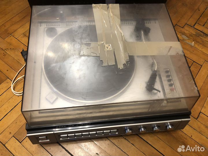 Проигрыватель винила Вега 109