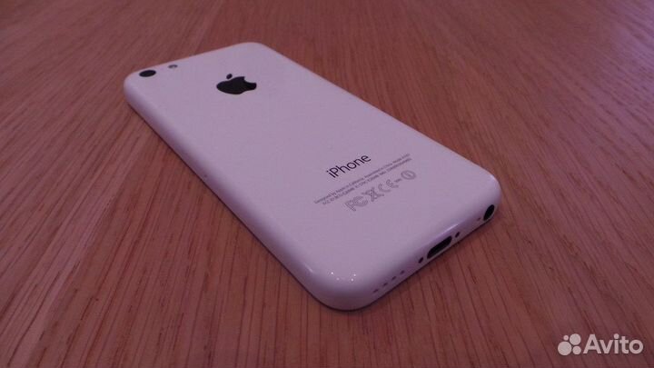 iPhone 5C, 8 ГБ