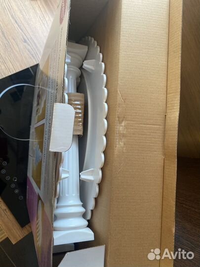 Подставка для торта с колоннами