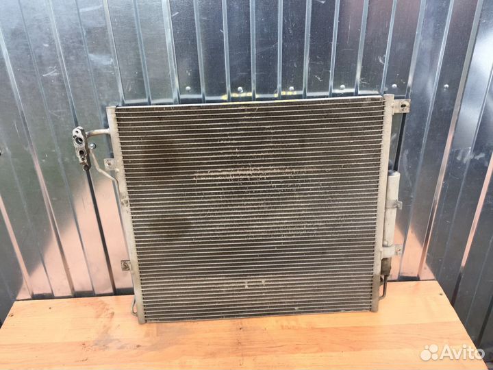 Радиатор кондиционера Land Rover Discovery 4 2011г