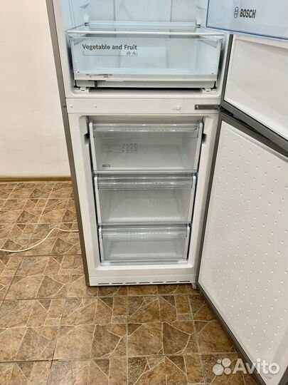 Холодильник Bosch No Frost