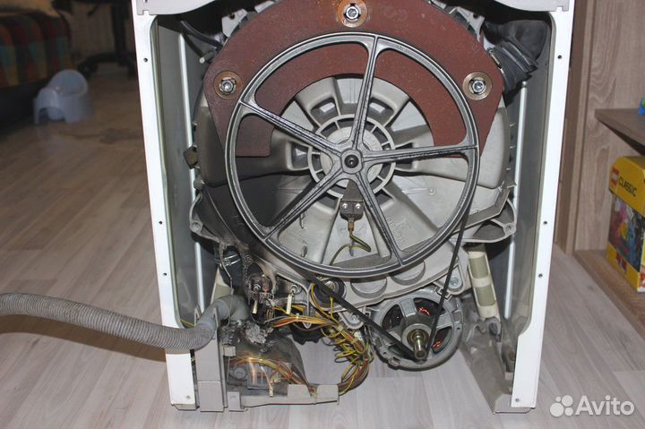 Ремонт стиральных машин Холодильников и Посудомоек