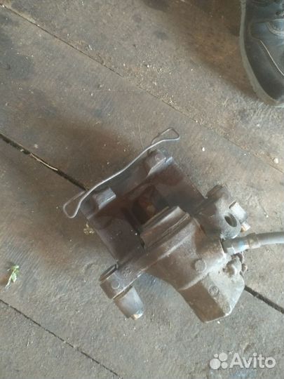 Суппорт задний ford focus 2