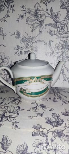 Чайник заварочный, сахарница посуда