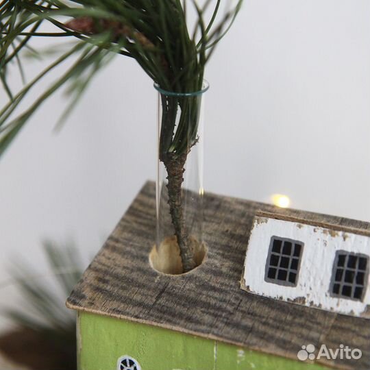 Домик-ваза зеленый со стеклянной колбой (дрифтвуд)