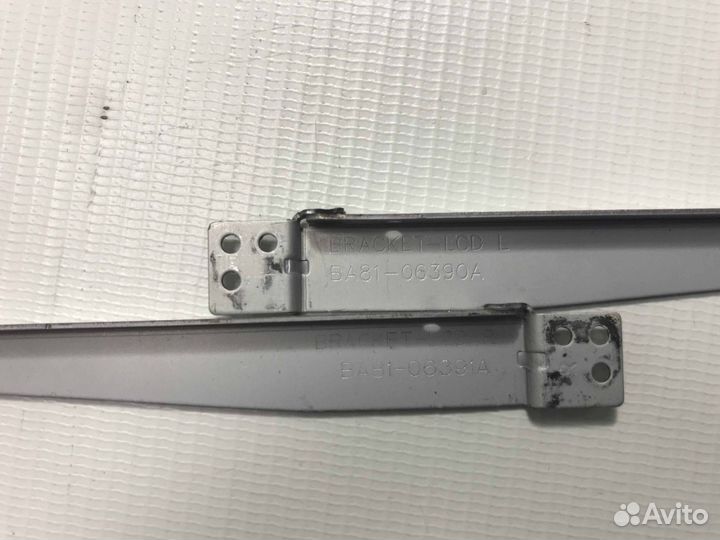 Петли для Samsung RV510