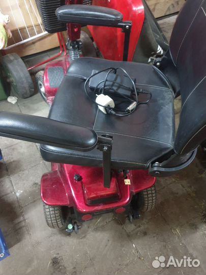 Электро-скутер. Для пожилых людей