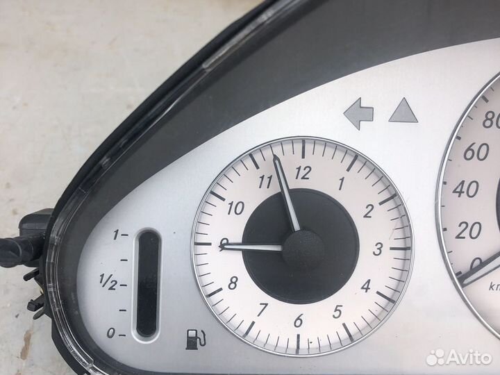 Щиток Приборов Mercedes w211 Е211 w211