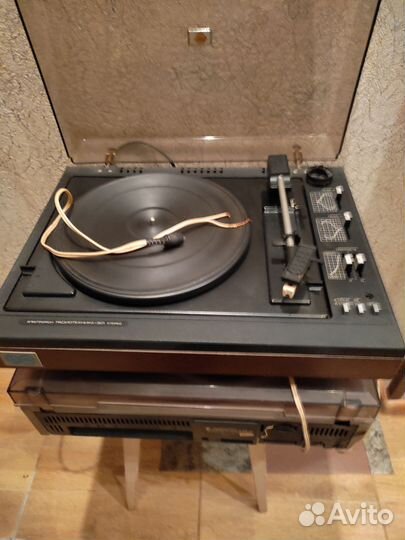 Проигрыватель винила СССР