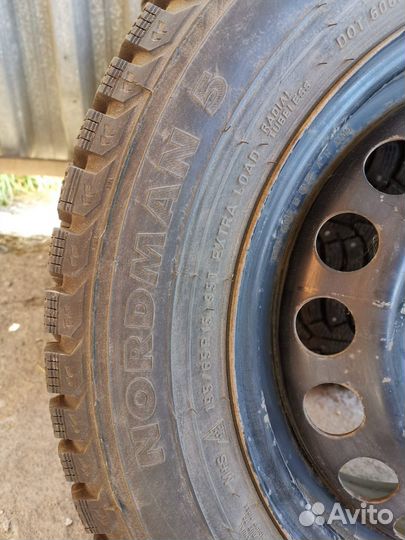 Комплект зимних колес Nokian Nordman5 195/65R15