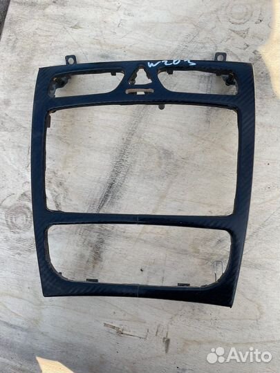Мерседес w203 рамка магнитолы