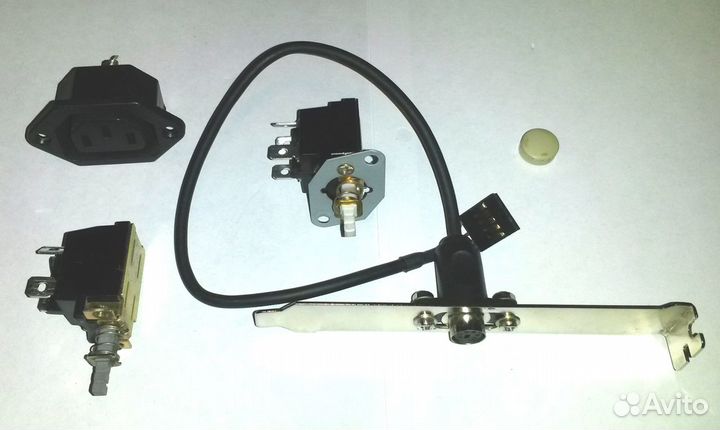 Кнопки включения ат, провода для компьютера