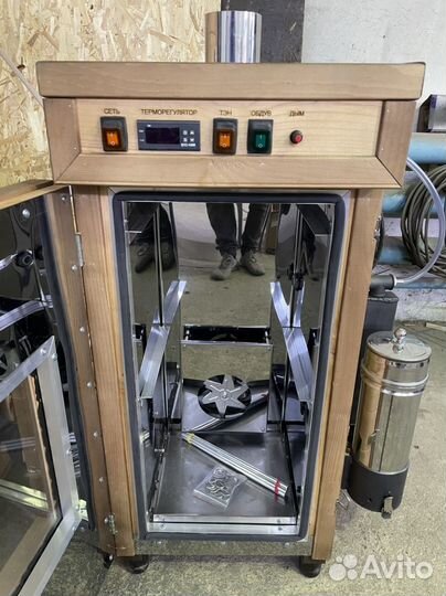 Коптильня холодного и горячего копчения