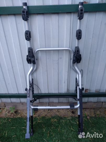 Вело багажник Thule