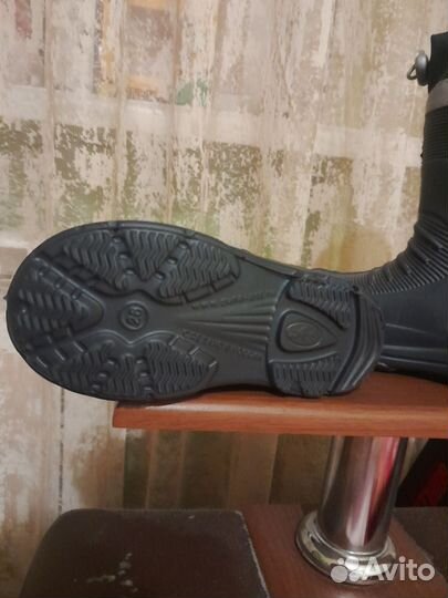 Детские резиновые сапоги