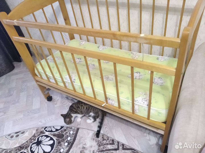 Детская кроватка
