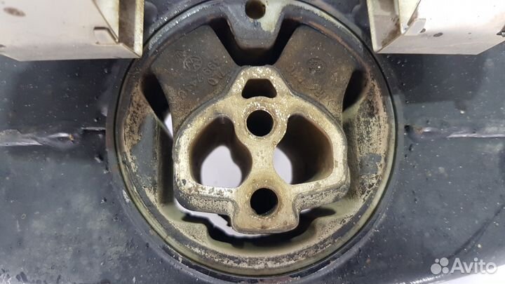 Траверса раздатки АКПП Touareg Q7 Cayenne