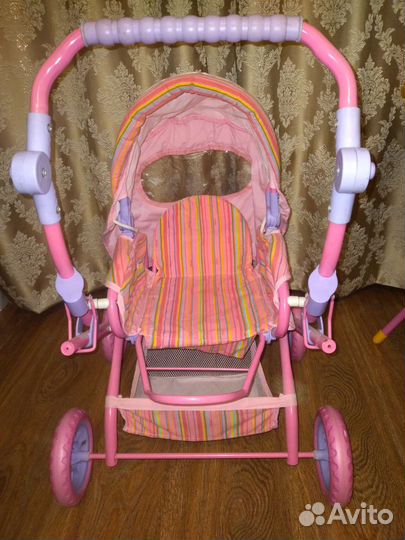 Коляска кукольная