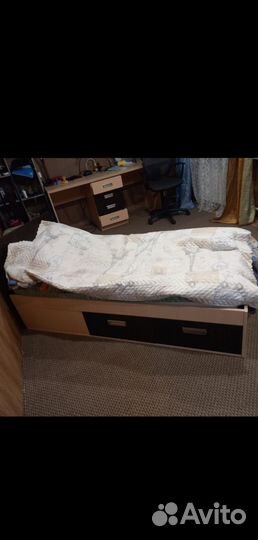 Кровать подростковая
