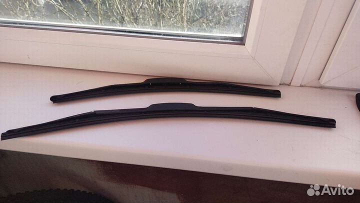 Дворники на автомобиль+крепления