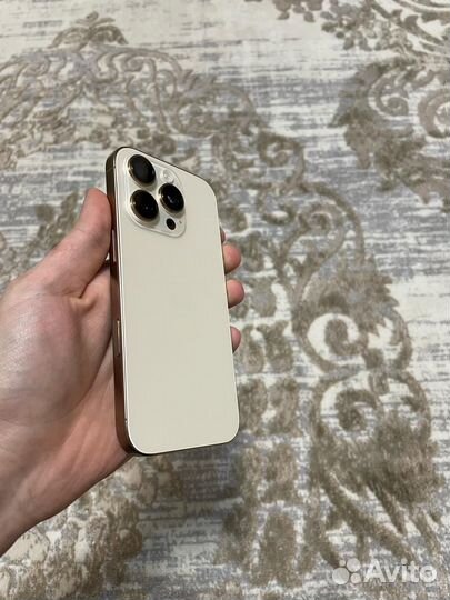 iPhone 16 Pro, 256 ГБ