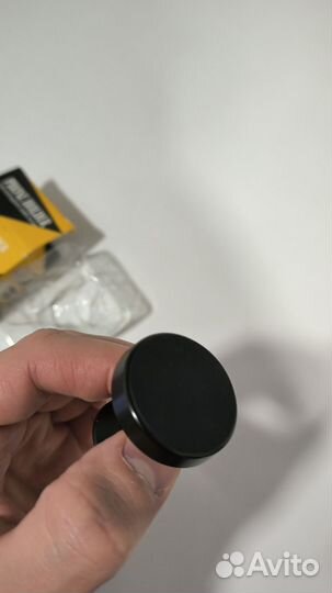 Держатель для телефона на магните