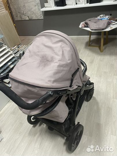 Прогулочная коляска peg perego book