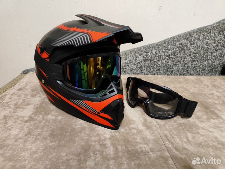 Мотошлем кроссовый