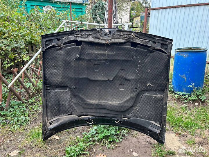 Капот mercedes w124