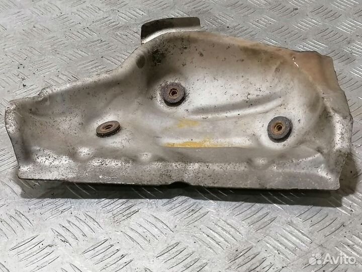 Экран тепловой Infiniti G 2007-2014