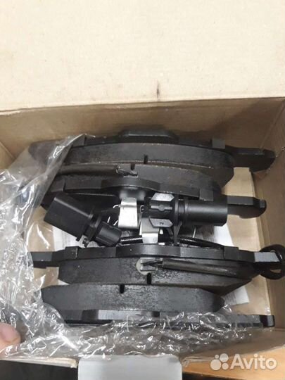 Колодки LPR новые 05P971 для VW