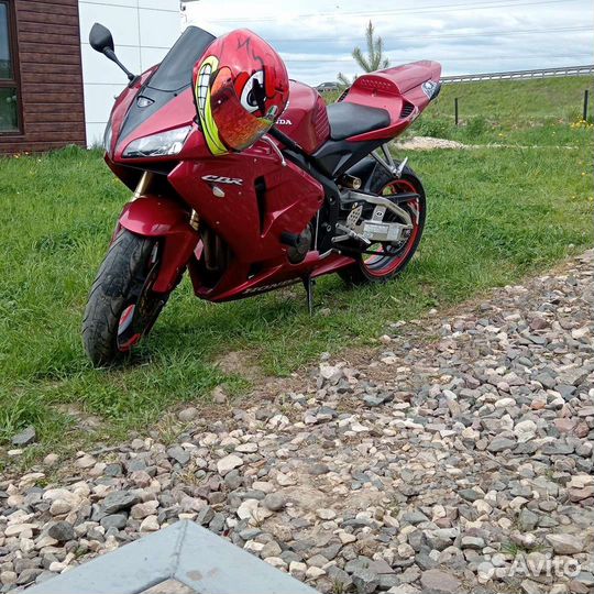 Honda cbr 600 rr 2006г.в