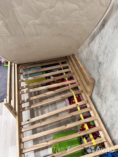 Детская кровать от 3 лет с матрасом бу